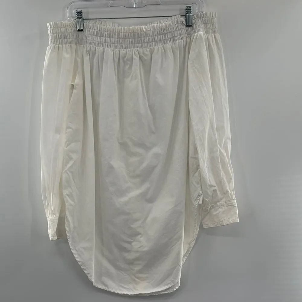 3For$20 Maeve White Off Shoulder White Detail Button Blouse Size: XS